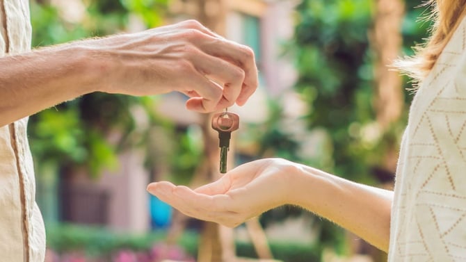 Short Term Housing vs Weekly Hotel Rates